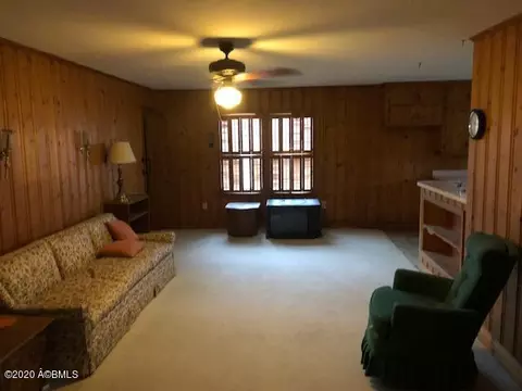 300 Shaw Dr, Hampton, SC 29924 photo 4