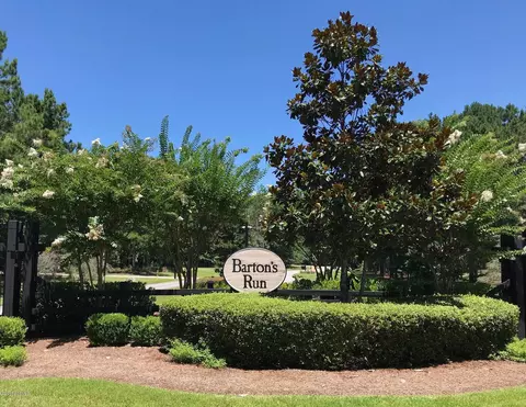 22 Bartons Run Dr, Bluffton, SC 29910 photo 1