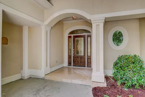10 Coventry Ct, Bluffton, SC 29910 photo 4