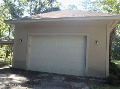 26 Martingale E, Bluffton, SC 29910 photo 3
