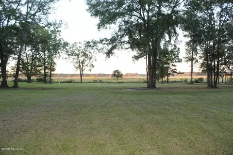 39 Watch Pt, Seabrook, SC 29940 photo 4