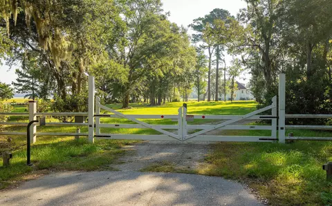 39 Watch Pt, Seabrook, SC 29940 photo 10
