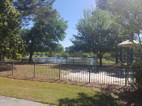 60 4th Ave, Bluffton, SC 29910 photo 3