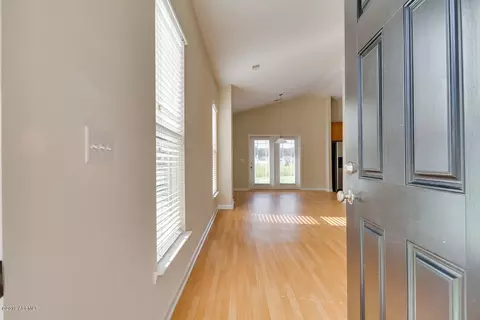 18 E Park Loop, Bluffton, SC 29910 photo 5