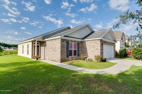 18 E Park Loop, Bluffton, SC 29910 photo 1