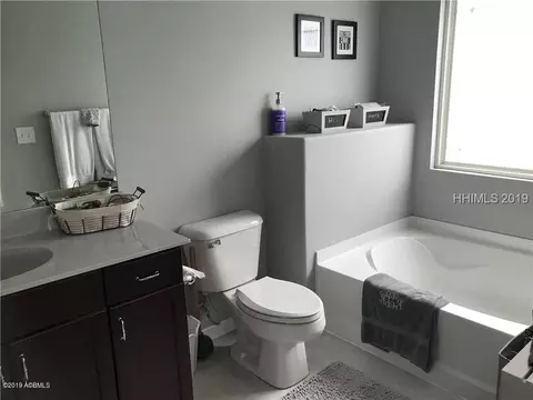 42 E Park Loop, Bluffton, SC 29910 photo 8