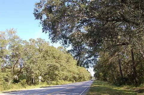 169 Laurel Bay Rd, Beaufort, SC 29906