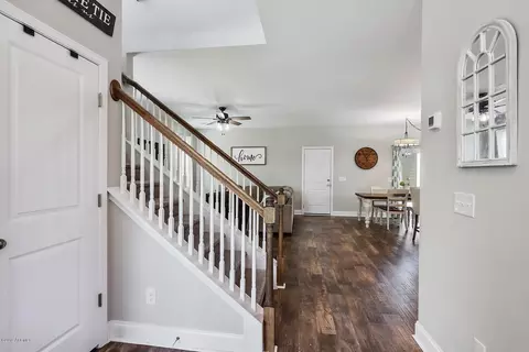 82 8th Ave, Bluffton, SC 29910 photo 3