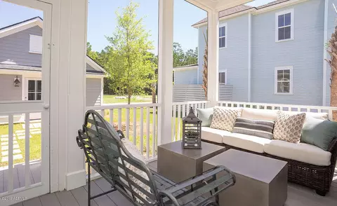 7 Caspian Ln, Bluffton, SC 29909 photo 8