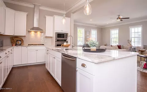 7 Caspian Ln, Bluffton, SC 29909 photo 15