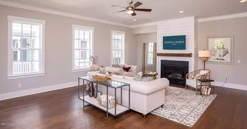 7 Caspian Ln, Bluffton, SC 29909 photo 6