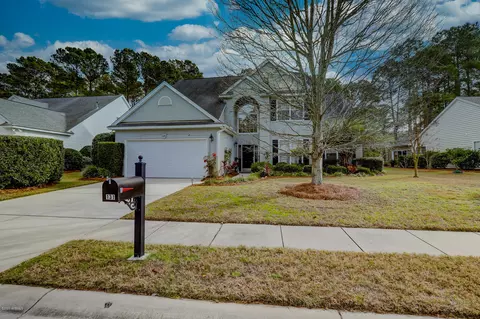 131 Pinecrest Dr, Bluffton, SC 29910 photo 2