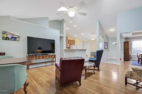 237 Hitching Post, Bluffton, SC 29910 photo 6