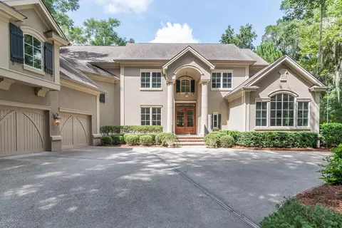 33 Hampton Ln, Bluffton, SC 29910 photo 2