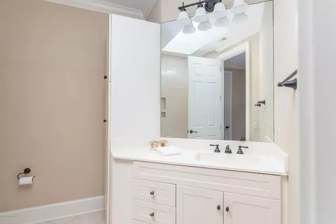 33 Hampton Ln, Bluffton, SC 29910 photo 40