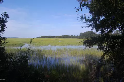 4 Timber Trl, Beaufort, SC 29907