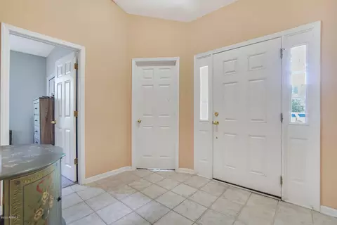166 Pinecrest Dr, Bluffton, SC 29910 photo 4