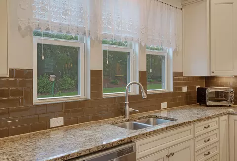 426 Gleneagle Ct, Bluffton, SC 29909 photo 8