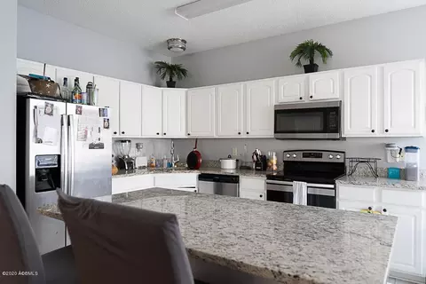 46 4th Ave, Bluffton, SC 29910 photo 3