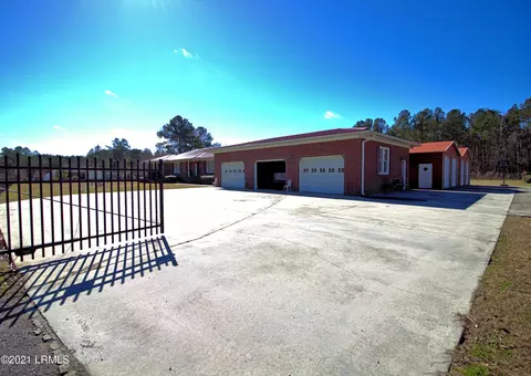 207 Sharon Ave, Hampton, SC 29924 photo 2