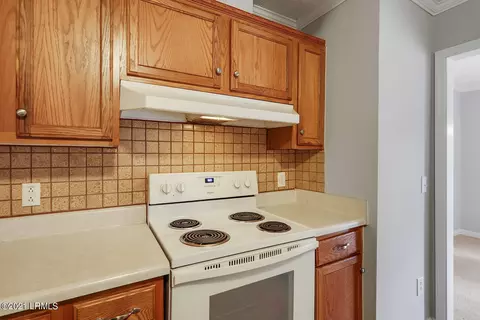 15 May River Ct, Bluffton, SC 29910 photo 9