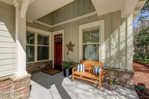 18 Pine Shadow Ct, Bluffton, SC 29910 photo 2