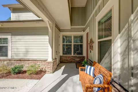 18 Pine Shadow Ct, Bluffton, SC 29910 photo 3