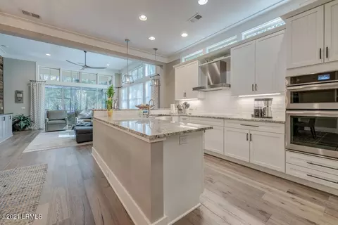 18 Pine Shadow Ct, Bluffton, SC 29910 photo 9