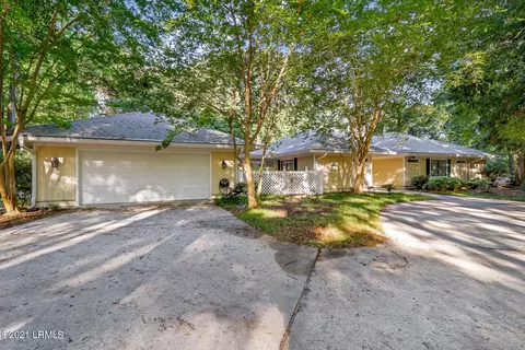 11 Deer Run Ln, Bluffton, SC 29910 photo 2