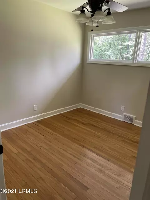 406 Sharon Ave, Hampton, SC 29924 photo 8