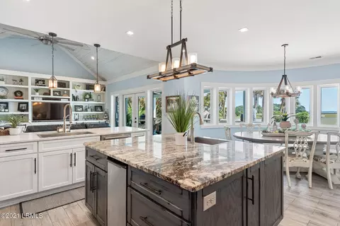 6 Pine Island Rd, Bluffton, SC 29910 photo 9