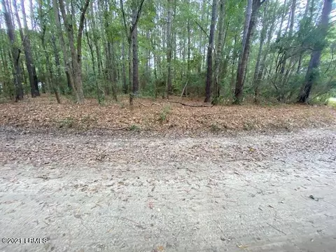 17 Player Rd, Seabrook, SC 29940 photo 4