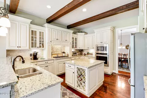 31 Martingale W, Bluffton, SC 29910 photo 22