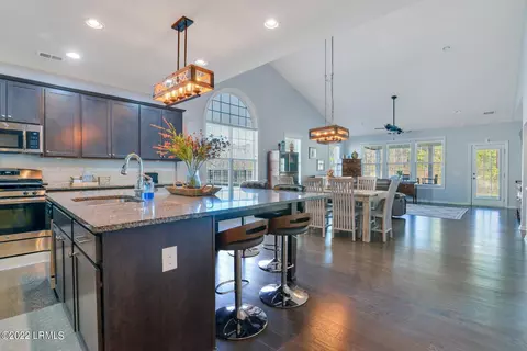 238 Old Post Cir, Bluffton, SC 29910 photo 4
