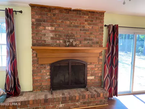205 Harriett St, Hampton, SC 29924 photo 4