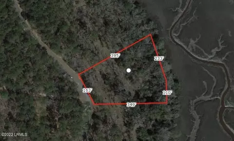 16 Blake Ln, Seabrook, SC 29940