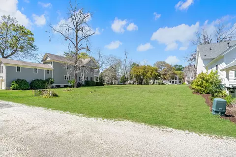 3 E Mnr, Beaufort, SC 29906 photo 14