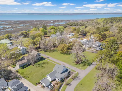 3 E Mnr, Beaufort, SC 29906 photo 8
