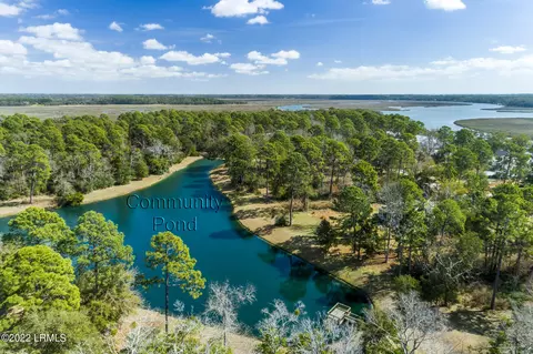 425 Distant Island Dr, Beaufort, SC 29907