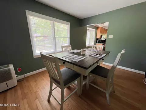 605 W Pulaski Dr, Hampton, SC 29924 photo 4