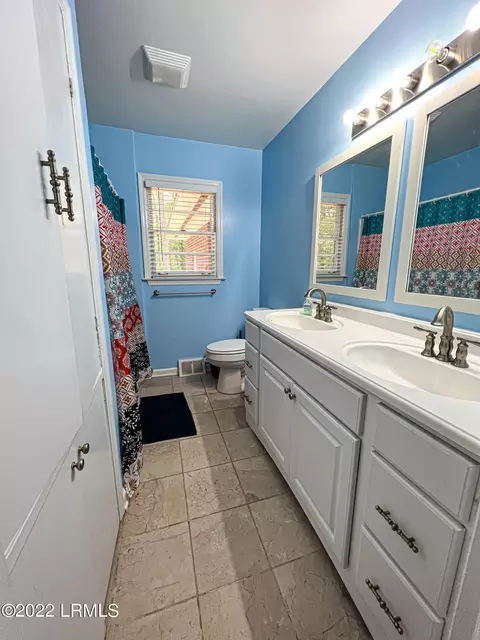 605 W Pulaski Dr, Hampton, SC 29924 photo 9