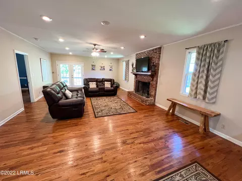 700 Lightsey St Ext, Hampton, SC 29924 photo 4