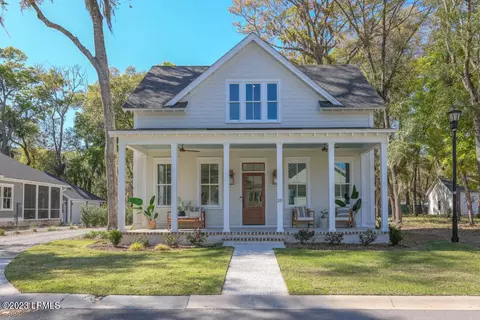 20 Botany Dr, Beaufort, SC 29907