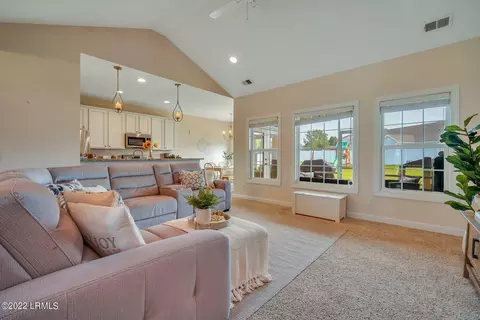 96 Station Loop, Bluffton, SC 29910 photo 8