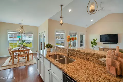 96 Station Loop, Bluffton, SC 29910 photo 15