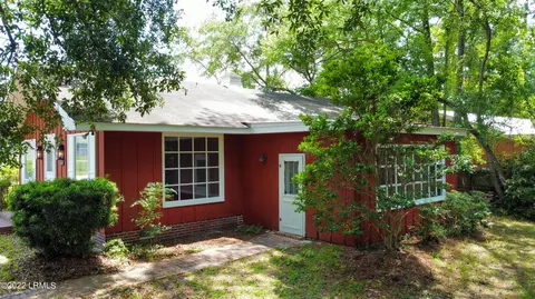114 Barry Ave, Hampton, SC 29924 photo 3