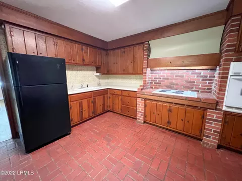 114 Barry Ave, Hampton, SC 29924 photo 5