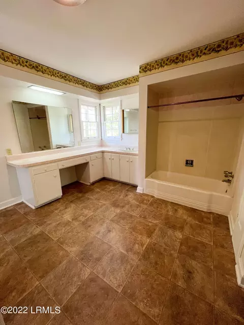 114 Barry Ave, Hampton, SC 29924 photo 7