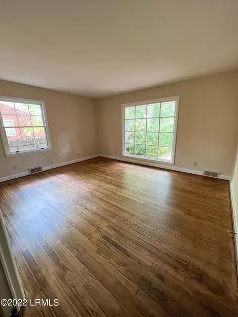 114 Barry Ave, Hampton, SC 29924 photo 12