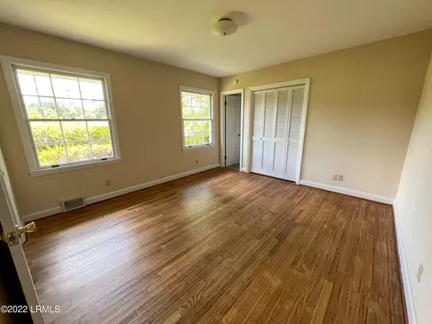 114 Barry Ave, Hampton, SC 29924 photo 11